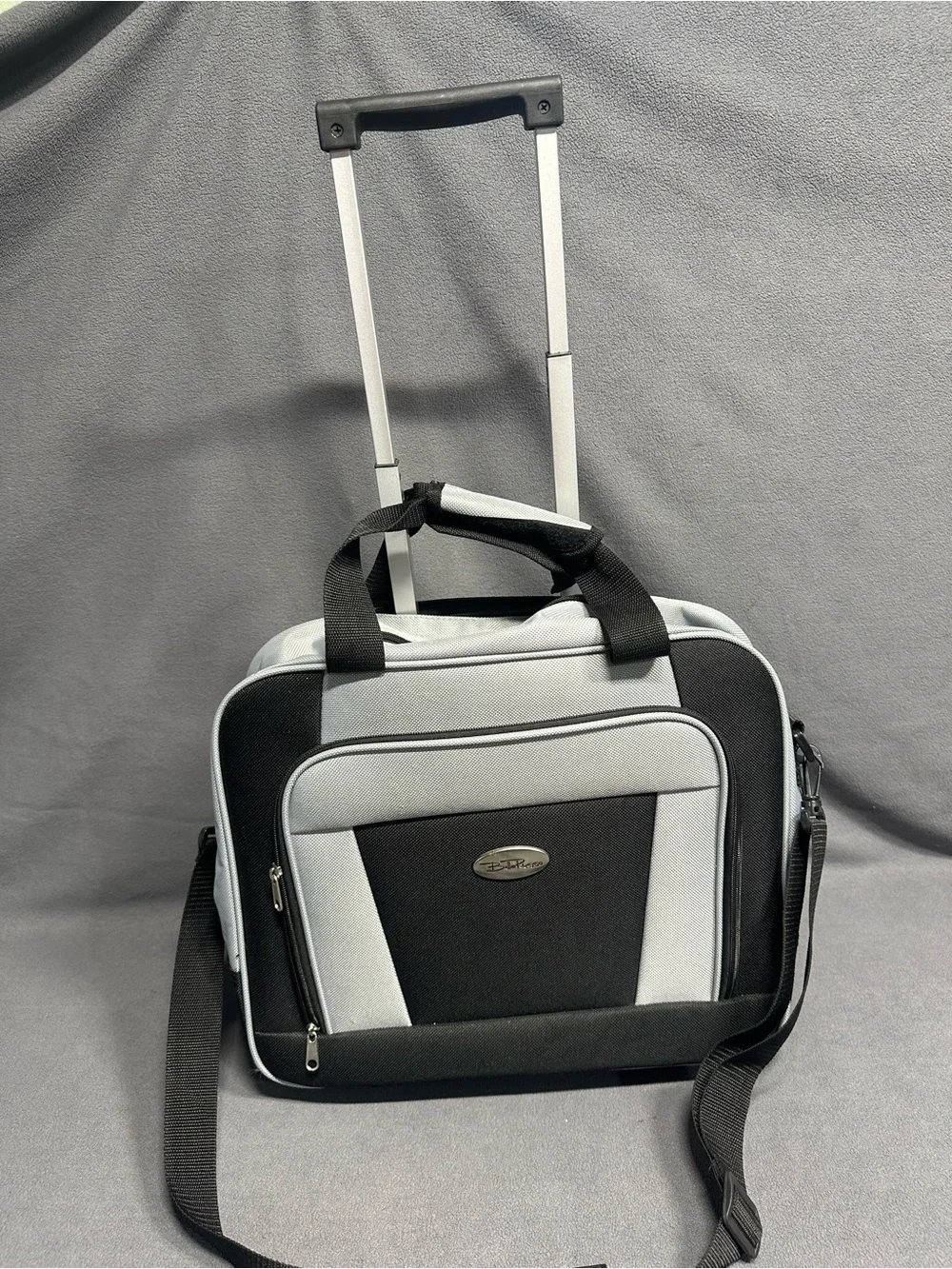 Telescoping Rolling Business Travel Bag - Black & Light Gray